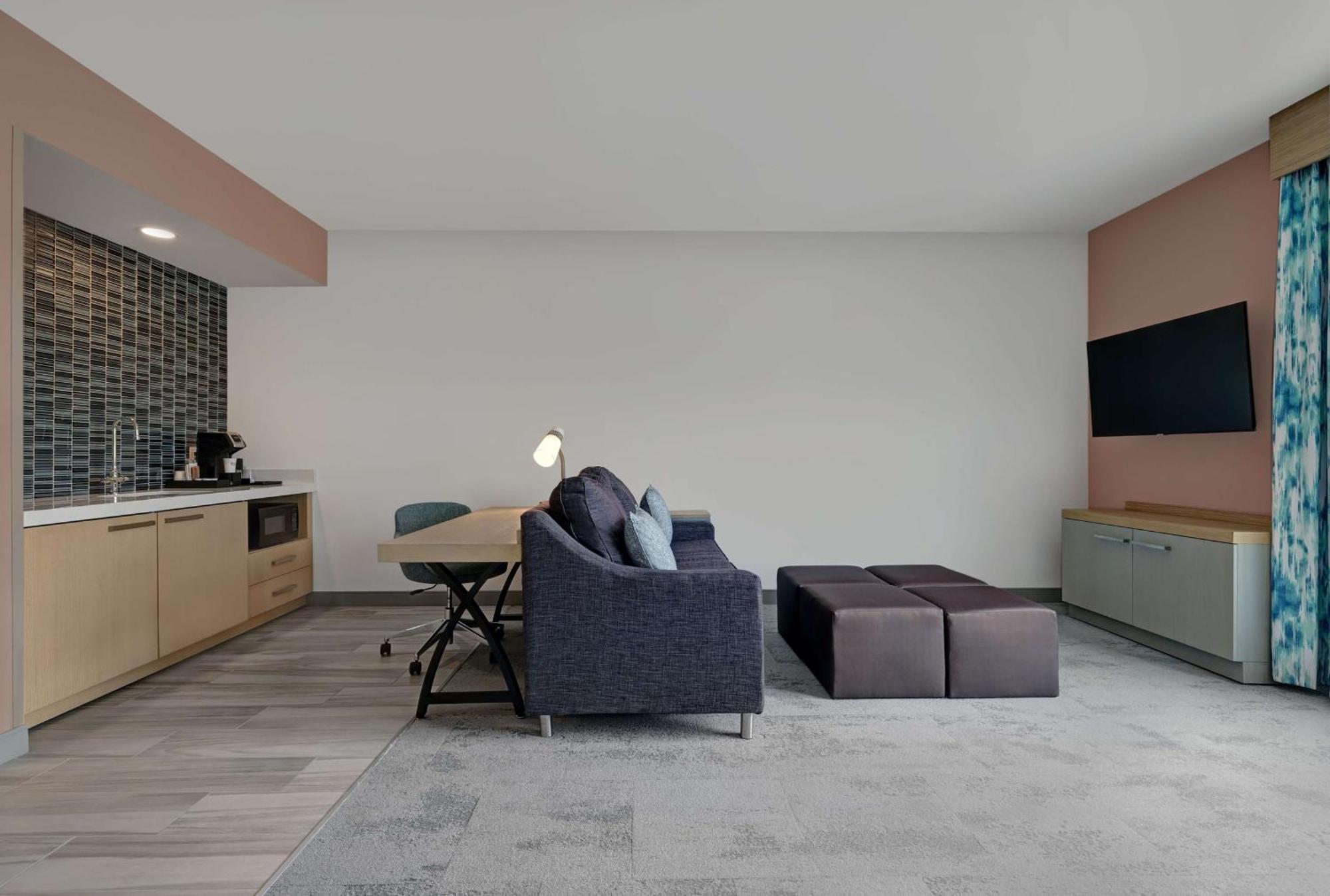 Hilton Garden Inn Manassas Bagian luar foto
