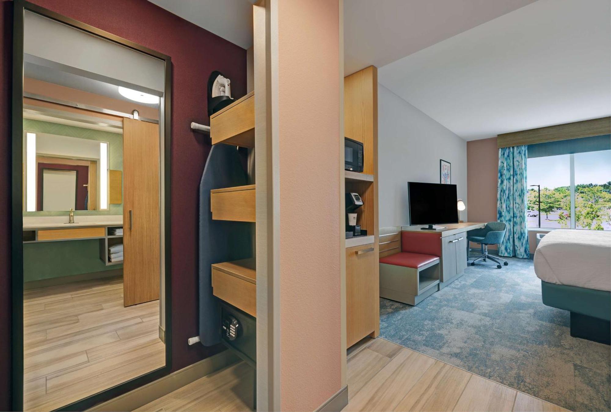 Hilton Garden Inn Manassas Bagian luar foto